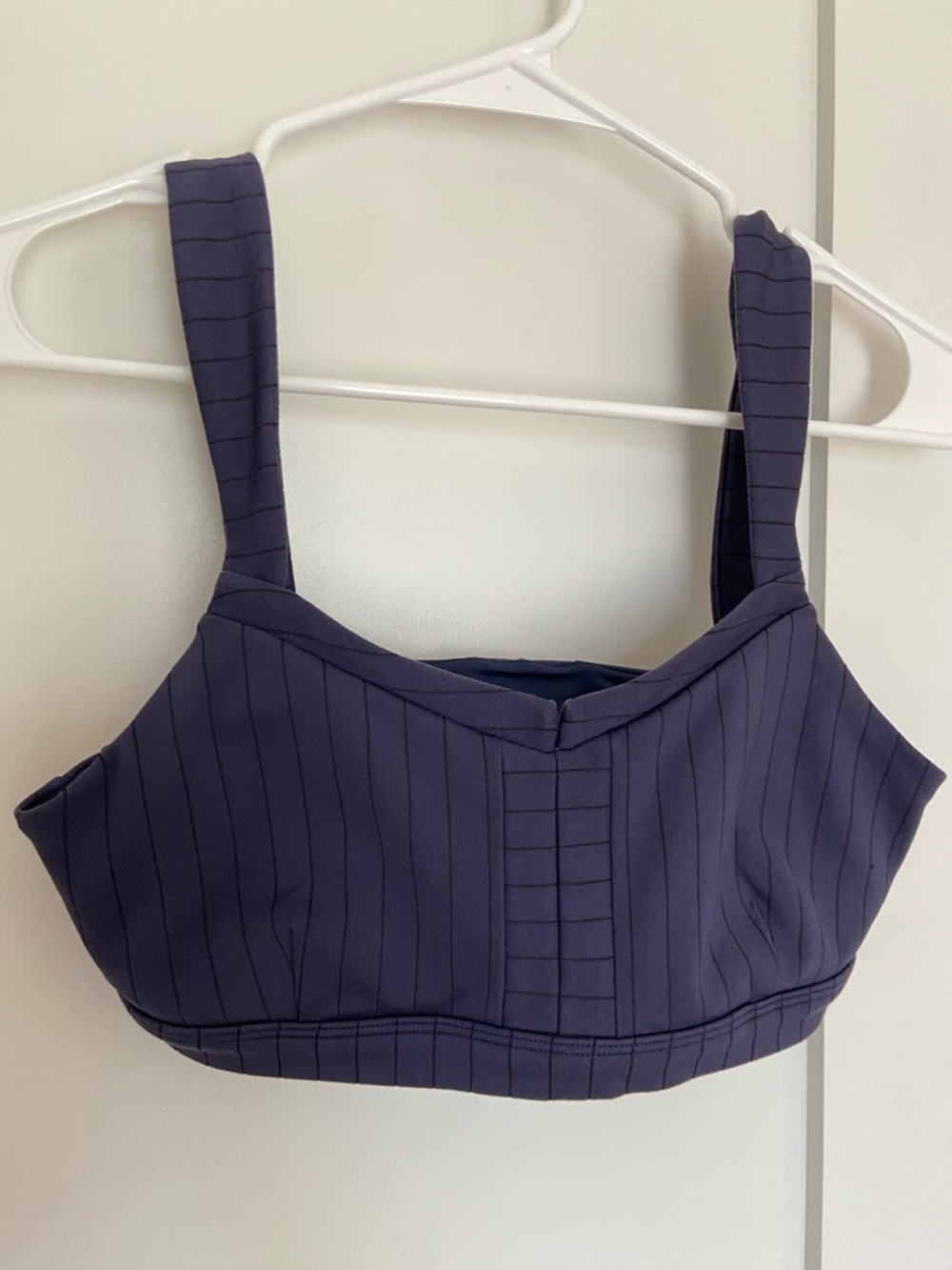 59. Size Medium ALO Dark Blue Patterned Bra